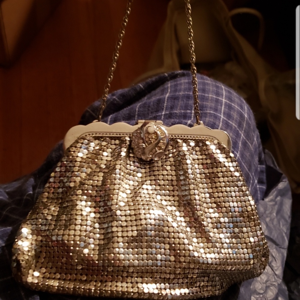 Vintage Whiting and Davis purse